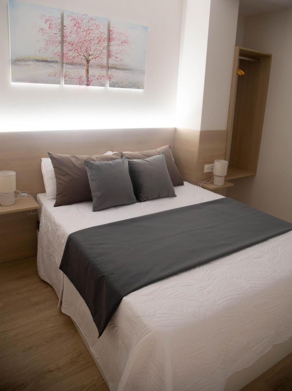 Astorga Suites-2 מראה חיצוני תמונה