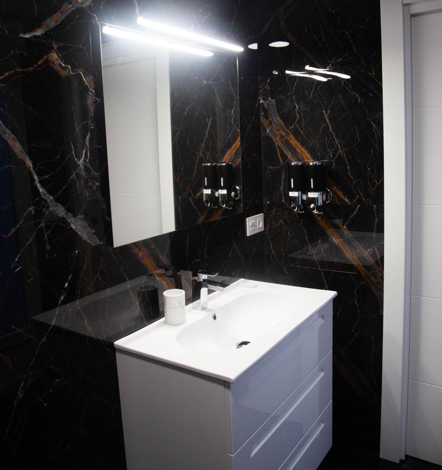 Astorga Suites-2 מראה חיצוני תמונה